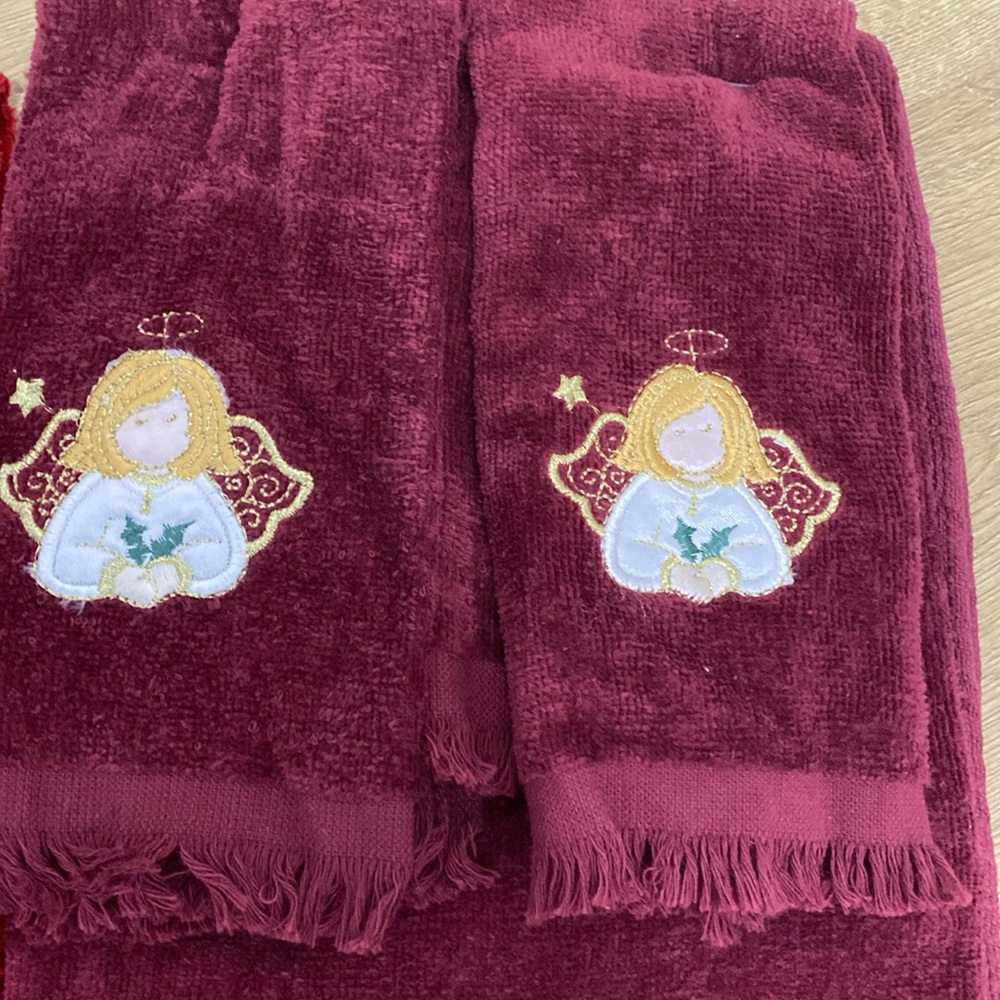 Vintage NWT Holiday / Christmas Towel Sets 1) Santa 2) Bear 3) Angel - Picture 7 of 10